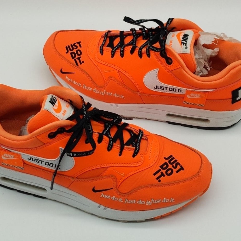nike air max orange just do it